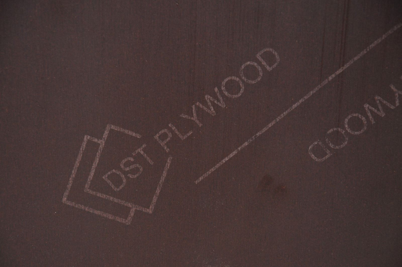 FILM FACED PINE PLYWOOD